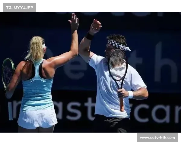 奎兰萨尔基尔德击倒哈克帕拉斯特荣获最佳表现奖 奎兰萨尔基尔德击倒哈克帕拉斯特荣获最佳表现奖