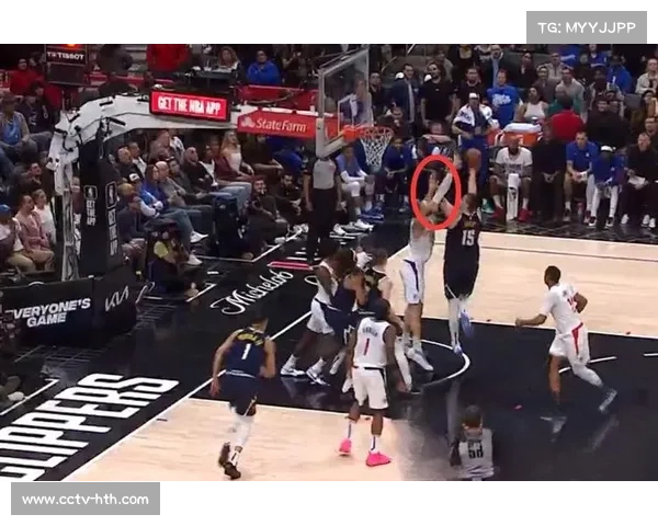 新赛季裁判报告引热议 最后两分钟错判频现引发公平争论 新赛季裁判报告引热议 最后两分钟错判频现引发公平争论