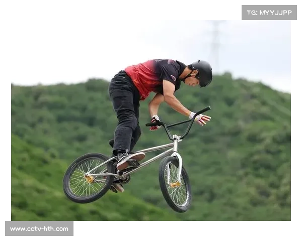 BMX自由式世界杯罗托鲁阿站：东道主选手杰克逊凭借压轴大招逆转夺冠